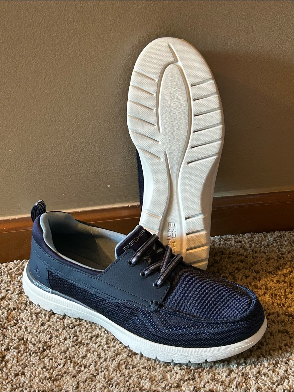 Skechers On The Ho Flex Boat Shoes Women's size 7.5
